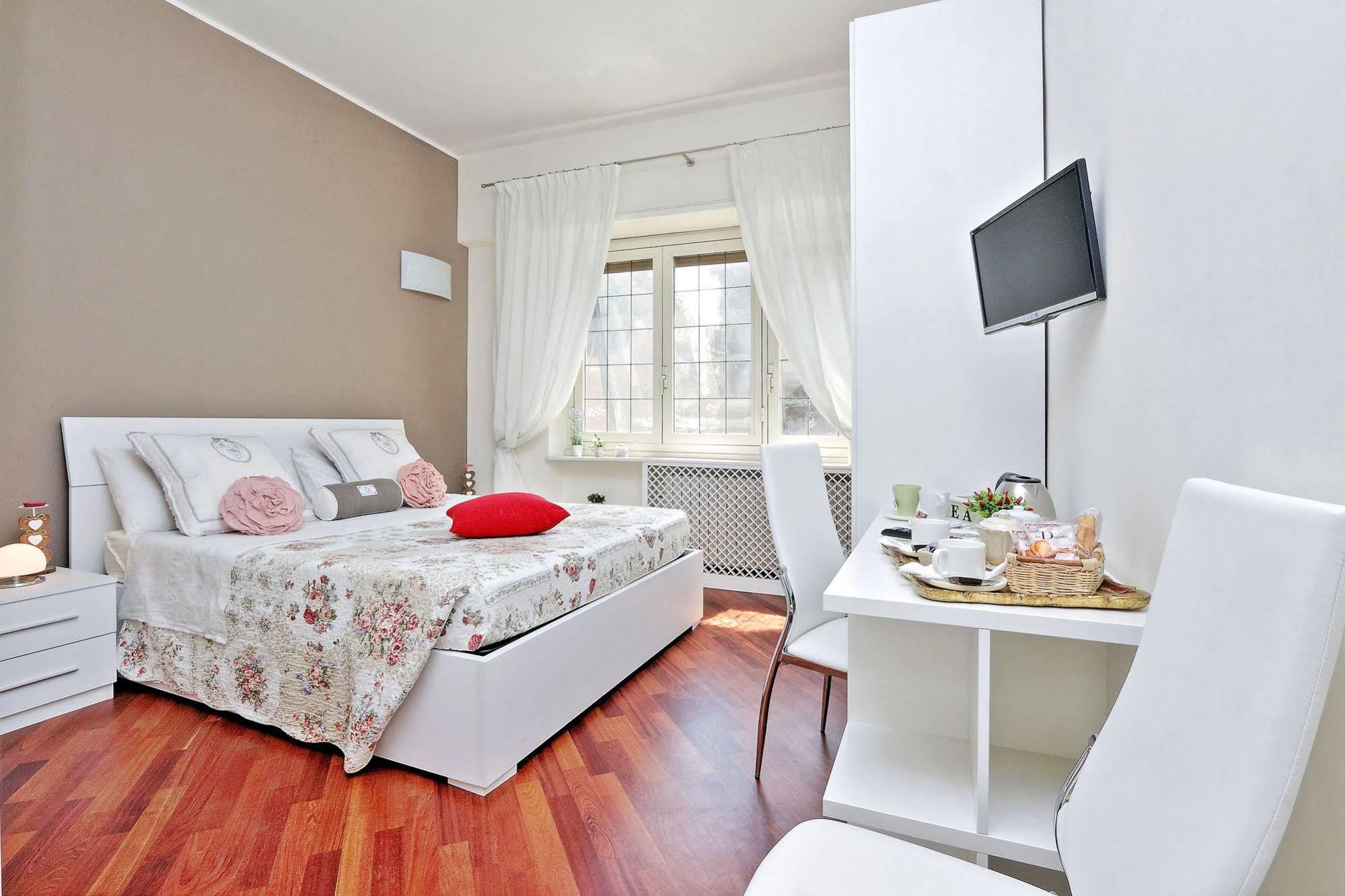 San Pietro Stazione Guesthouse Rome Buitenkant foto